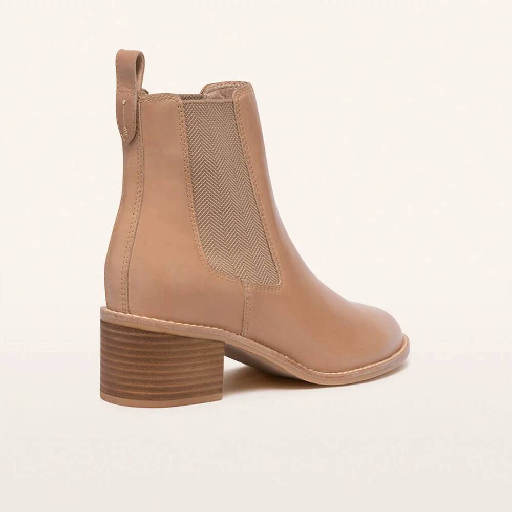 NEW FRANKIE4 women's liberty bootie in biscuit - Picture 3 of 4